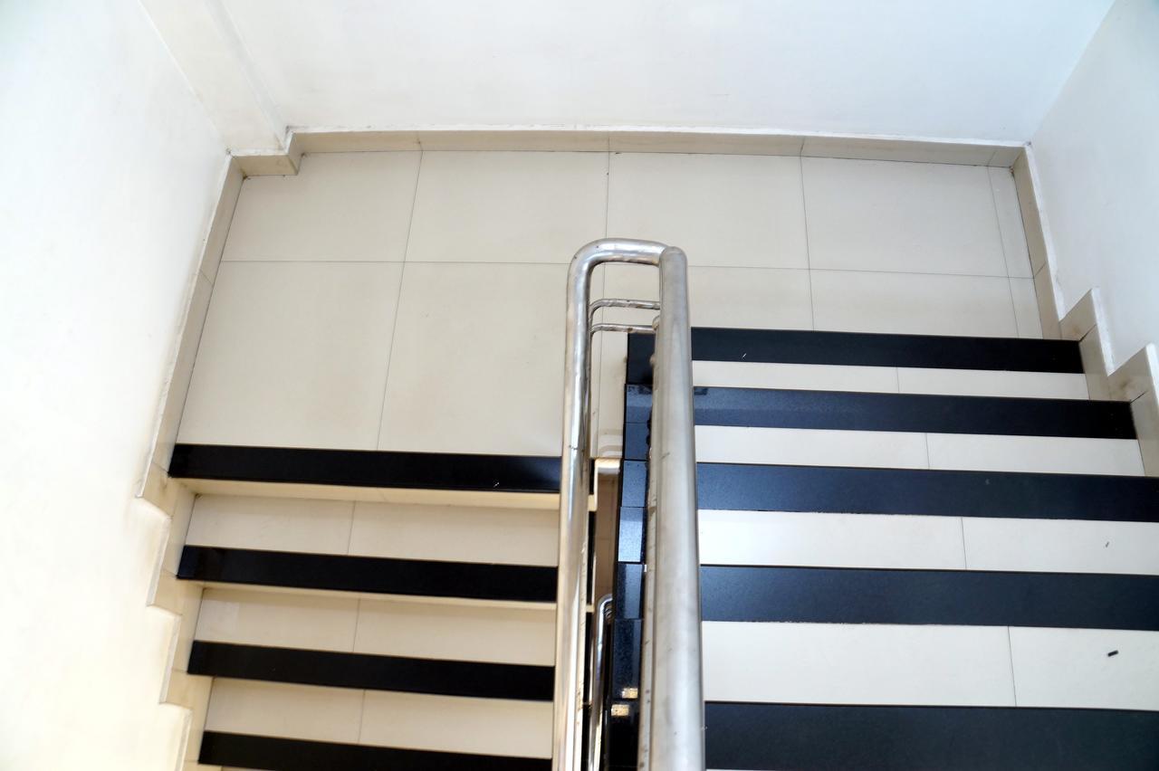 Hotel Royal Nest Vandiperiyār Esterno foto
